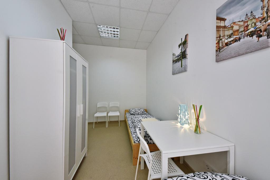Laisves Avenue Hostel "Easy Kaunas" Kültér fotó