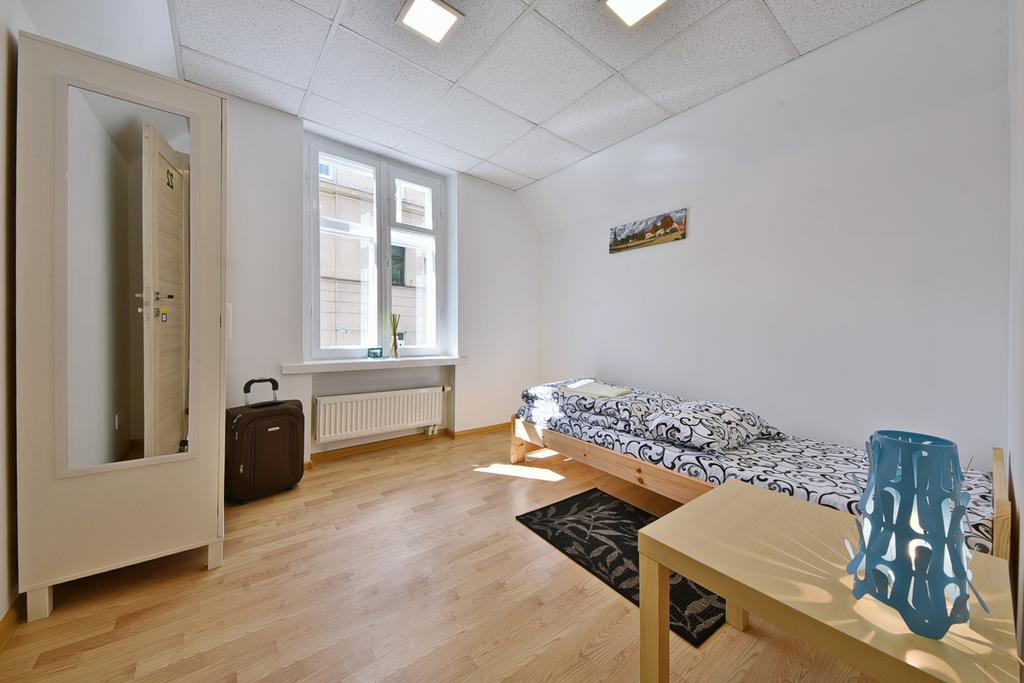 Laisves Avenue Hostel "Easy Kaunas" Kültér fotó