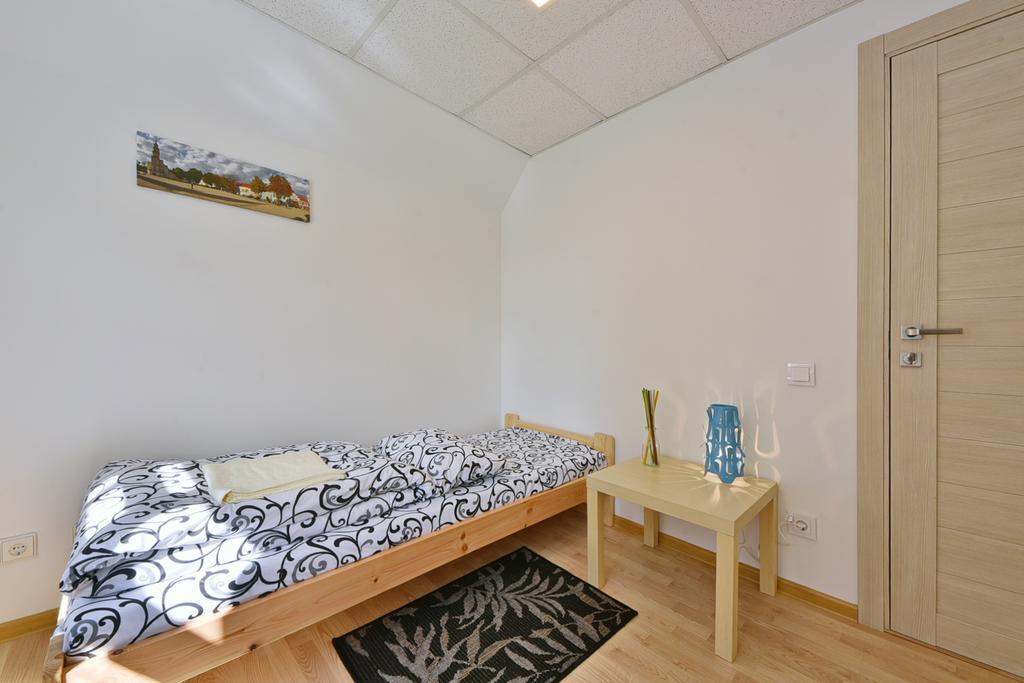 Laisves Avenue Hostel "Easy Kaunas" Kültér fotó
